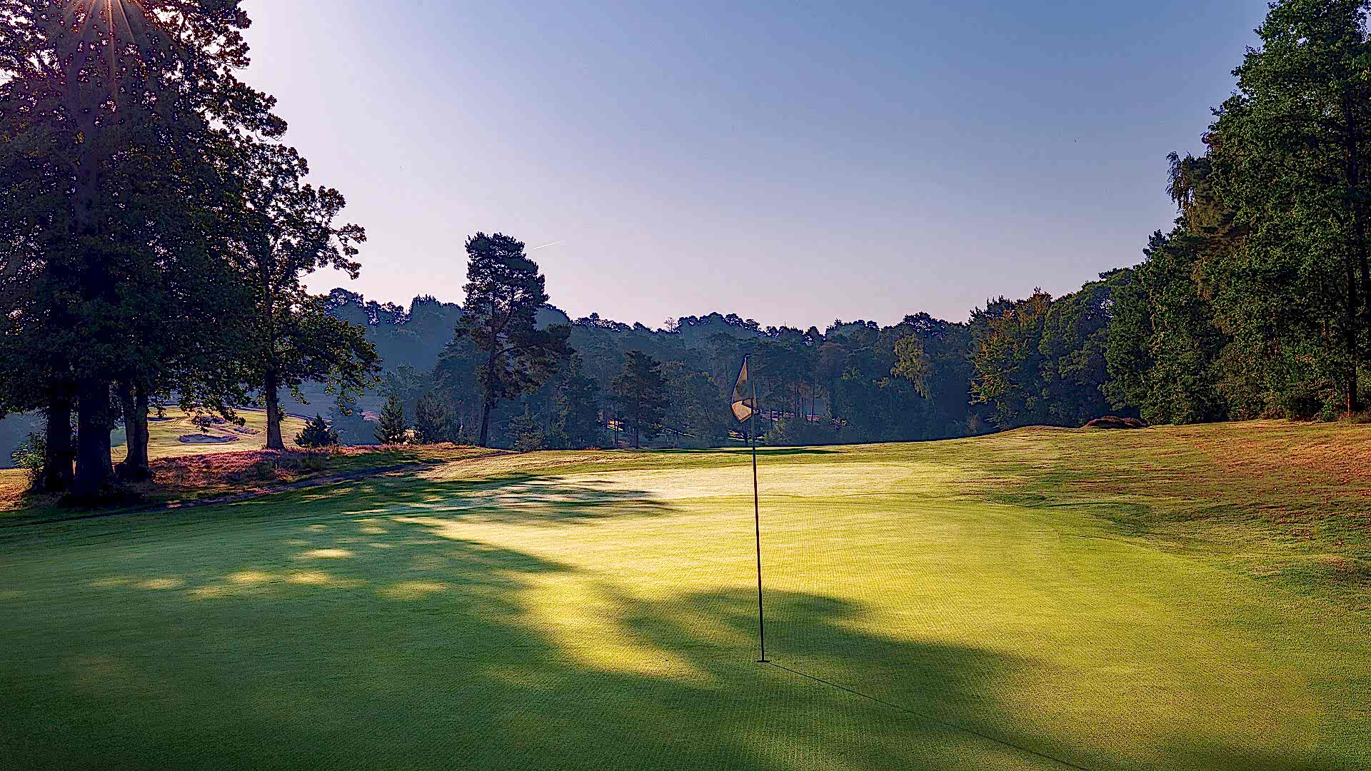 19th-Hole-St-Georges-Hill-Golf-Club-2135-Edit