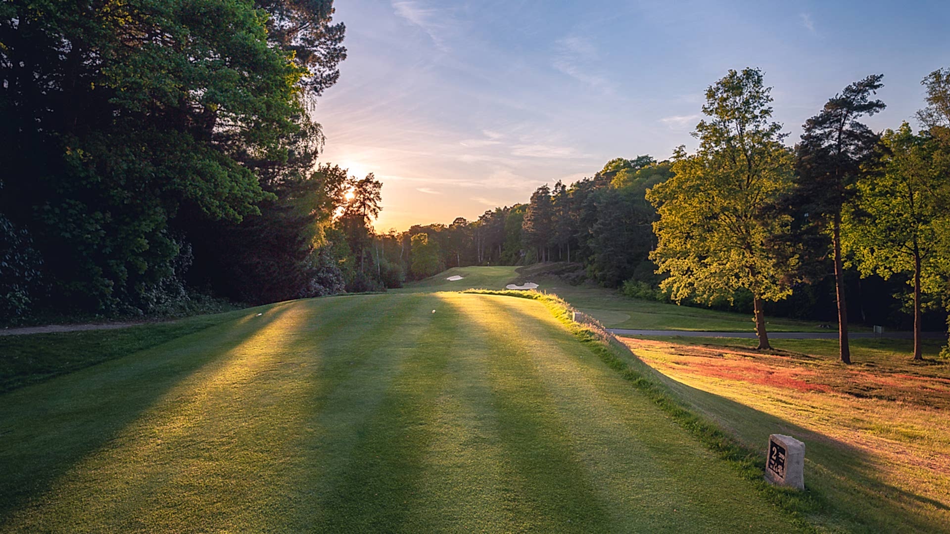 20th-Hole-St-Georges-Hill-Golf-Club-1046-99-Edit